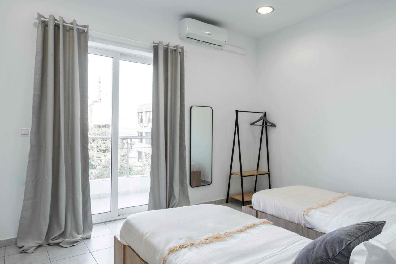 Phaedrus Living: Heraklion City View Flat Kültér fotó